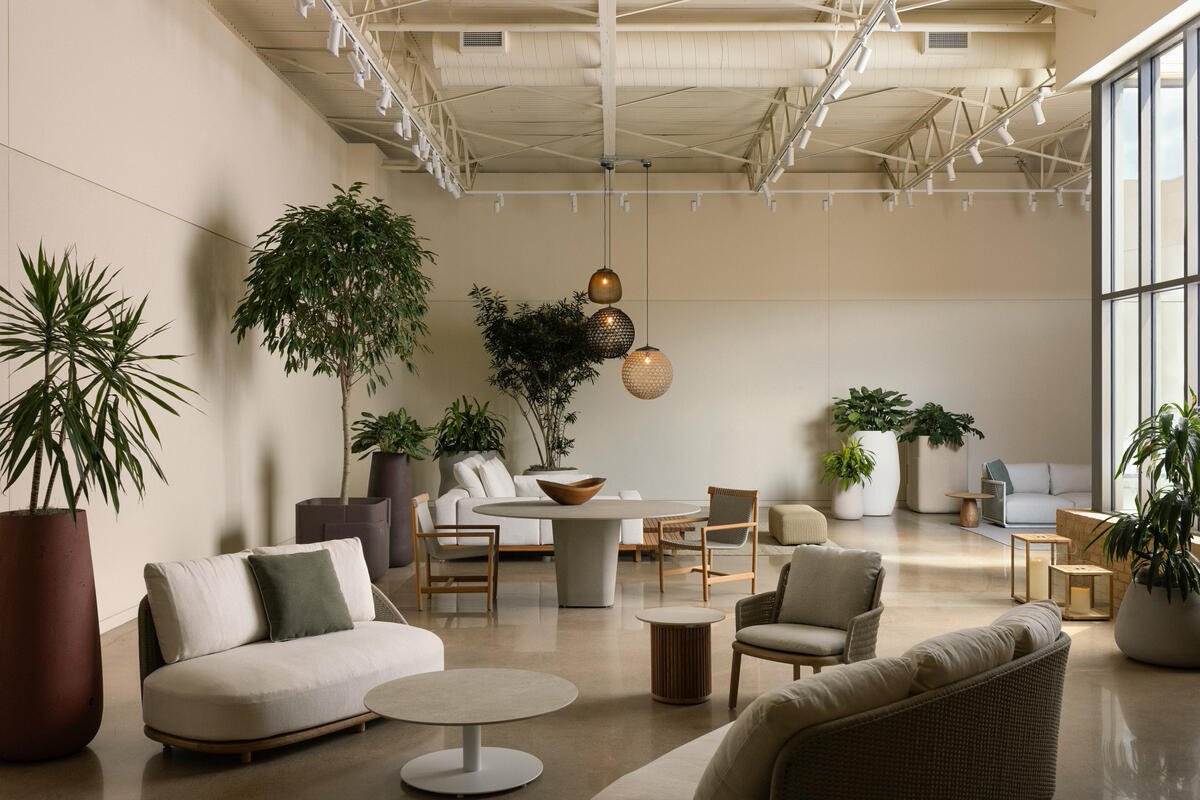 Toronto-based design studio and multiline showroom Avenue Road opened a showroom in Dallas Toronto-based design studio and multiline showroom Avenue Road opened a showroom in Dallas